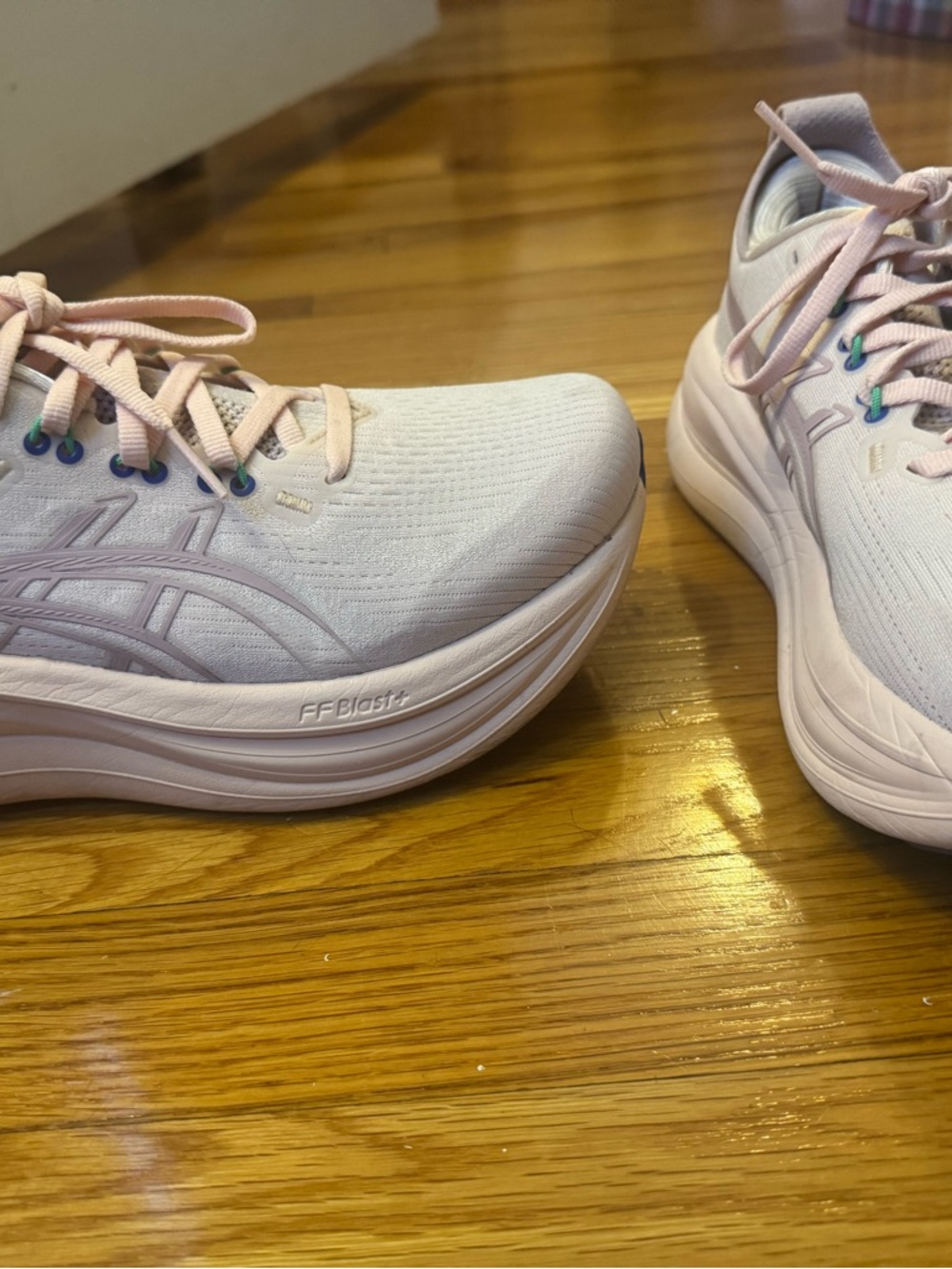 ASICS Gel Nimbus 28 wide size 7 - Picture 10 of 11